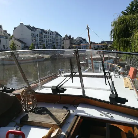 Bateau-hôtel Maz Glaz