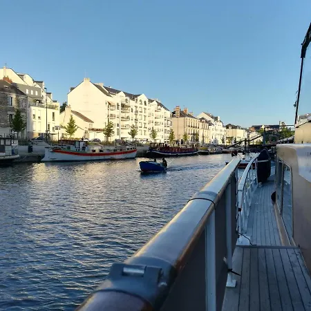 Bateau-hôtel Maz Glaz